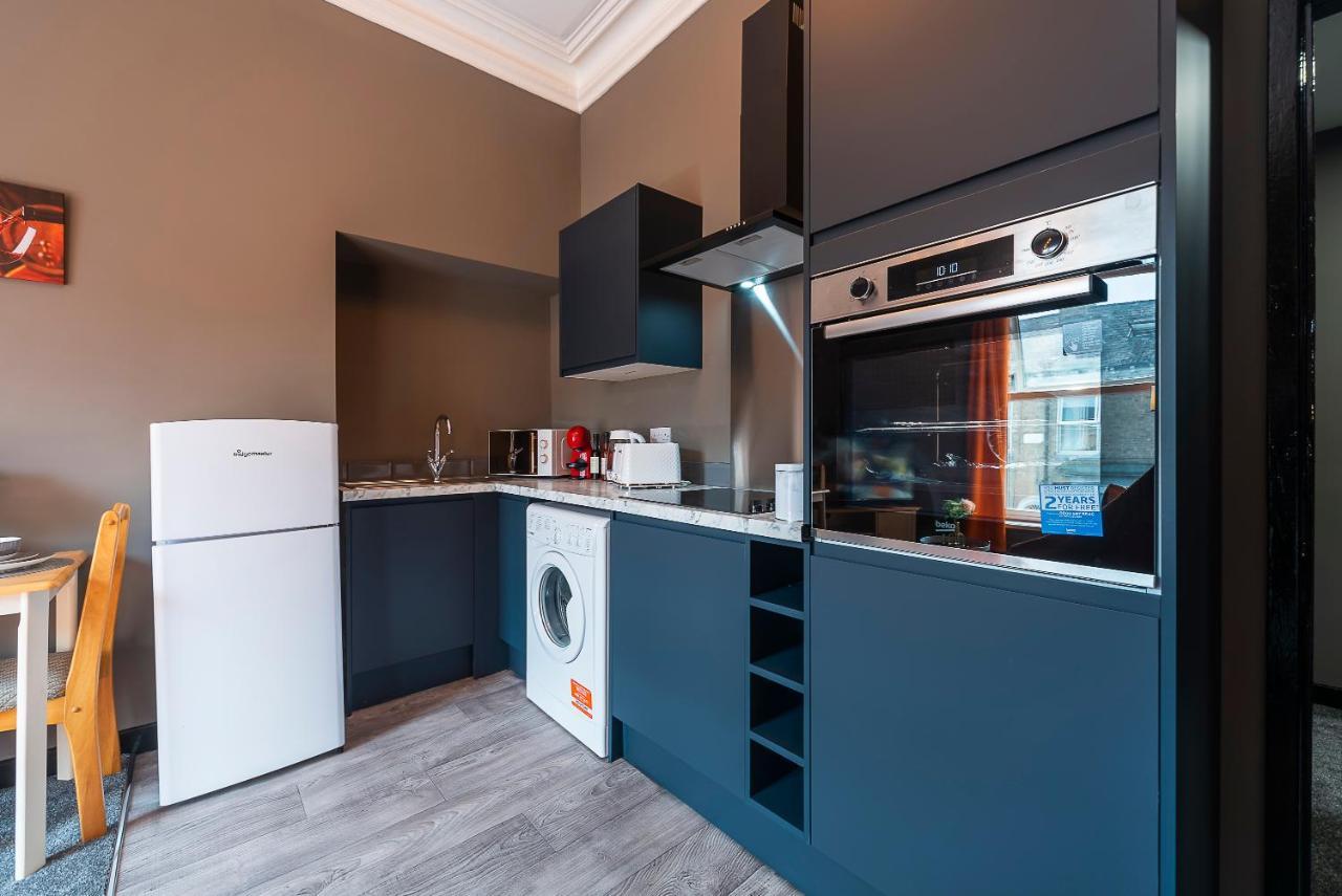 Art-Filled Bohemian 1 Bedroom Apt 2 Beds Colourful Praise Inn Apartment Kingston upon Hull Exterior foto